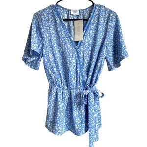NWT Sienna Sky Women’s Small Blue Floral Blouse